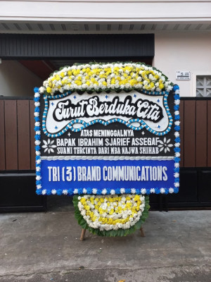 Papan Bunga Duka di Sumalata Timur